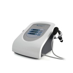 Intelect® Mobile RPW 2: generatore portatile di onde pressorie radiali, compressore silenzioso integrato, display LED per pressione/frequenza/impulsi; indicato per dolore miofasciale, tendinopatie, punti trigger e fascite plantare.