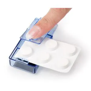 ESPULSORE PASTIGLIE IN BLISTER - CONSENTE DI ESTRARRE LE PASTIGLIE CON L'USO DI UNA SOLA MANO