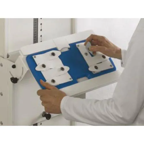 CLIP E BOTTONI - IL SUSSIDIO DI LAVORO IDEALE PER RIDURRE LA SUBLUSSAZIONE RADIALE DEL METACARPO - COMPOSTO DA 4 CLIP AGGANCIABILI A PRESSIONE E 4 BOTTONI