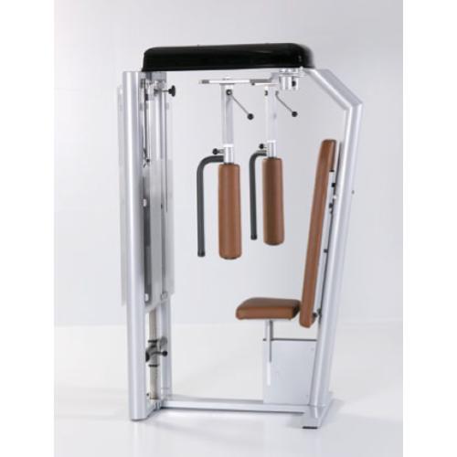 BUTTERFLY/BACK PRESS - LA MACCHINA RAFFORZA LA MUSCOLATURA POSTERIORE DELLE SPALLE, SCHIENA E LE PARTI SUPERIORI DEL CORPO CON UN PASSAGGIO RAPIDO E SEMPLICE DALL' ESERCIZIO BUTTERFLY ABACK PRESS
